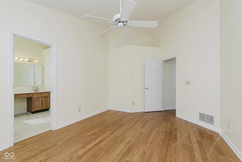 5837 Common Circle Indianapolis IN 46220