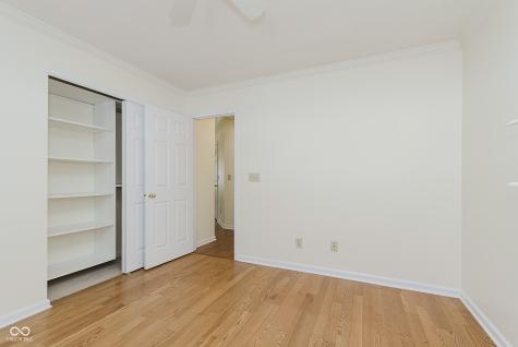 5837 Common Circle Indianapolis IN 46220