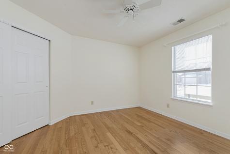 5837 Common Circle Indianapolis IN 46220