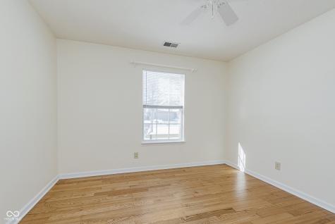 5837 Common Circle Indianapolis IN 46220