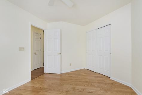 5837 Common Circle Indianapolis IN 46220