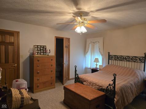 3393 W Sunset Drive N Greenfield IN 46140