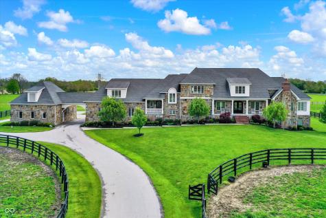 1581 S 825 E Zionsville IN 46077