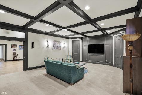 1581 S 825 E Zionsville IN 46077