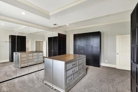 1581 S 825 E Zionsville IN 46077