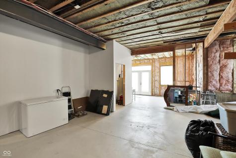 1581 S 825 E Zionsville IN 46077