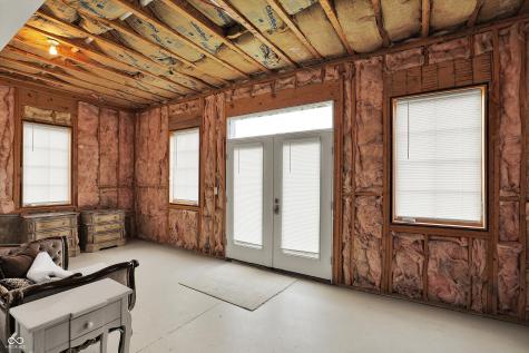 1581 S 825 E Zionsville IN 46077