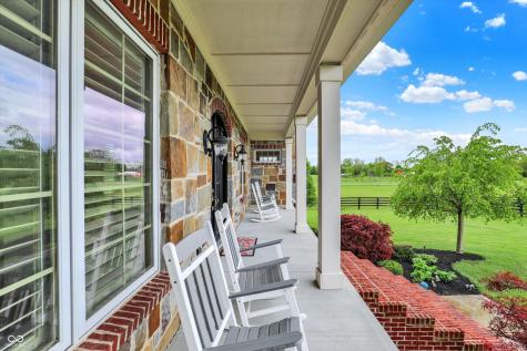 1581 S 825 E Zionsville IN 46077