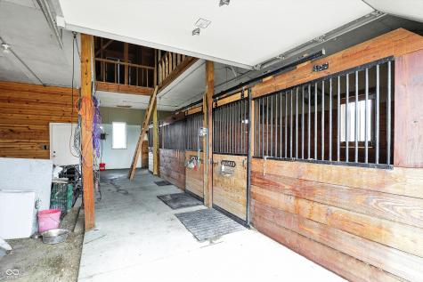 1581 S 825 E Zionsville IN 46077