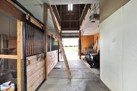 1581 S 825 E Zionsville IN 46077