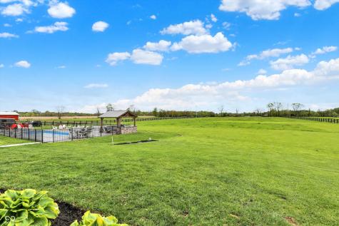 1581 S 825 E Zionsville IN 46077