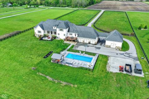 1581 S 825 E Zionsville IN 46077