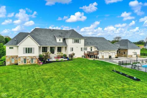 1581 S 825 E Zionsville IN 46077