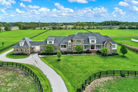 1581 S 825 E Zionsville IN 46077