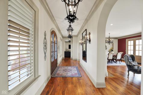 1581 S 825 E Zionsville IN 46077