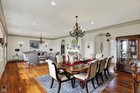 1581 S 825 E Zionsville IN 46077