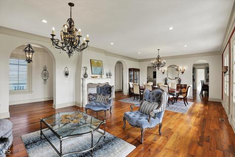 1581 S 825 E Zionsville IN 46077