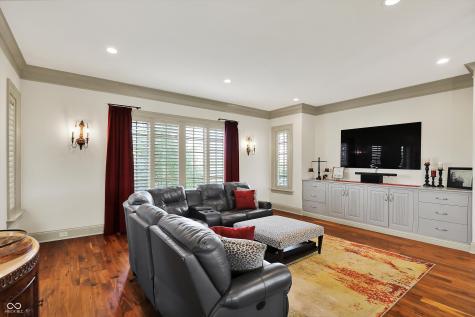 1581 S 825 E Zionsville IN 46077