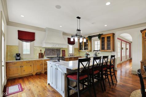 1581 S 825 E Zionsville IN 46077