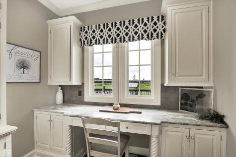 1581 S 825 E Zionsville IN 46077