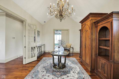 1581 S 825 E Zionsville IN 46077