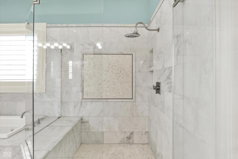 1581 S 825 E Zionsville IN 46077