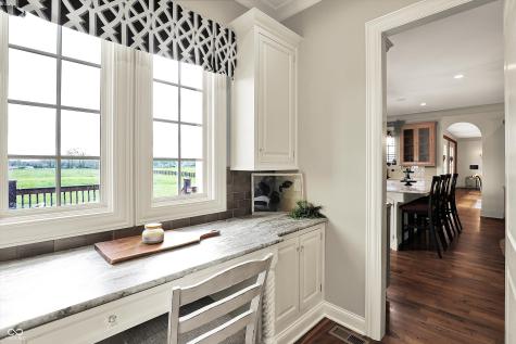 1581 S 825 E Zionsville IN 46077