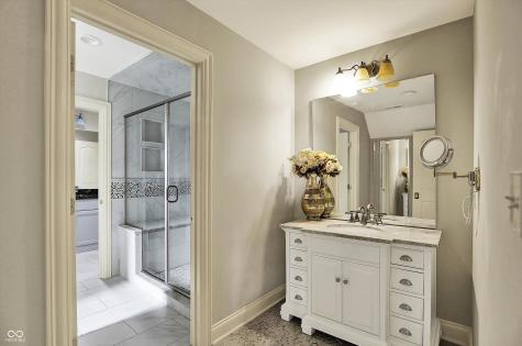 1581 S 825 E Zionsville IN 46077