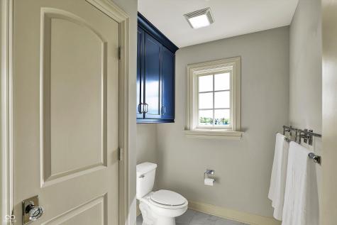 1581 S 825 E Zionsville IN 46077