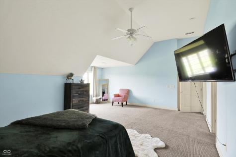 1581 S 825 E Zionsville IN 46077