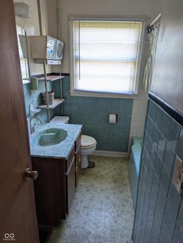 6526 W 12th Street Indianapolis IN 46214