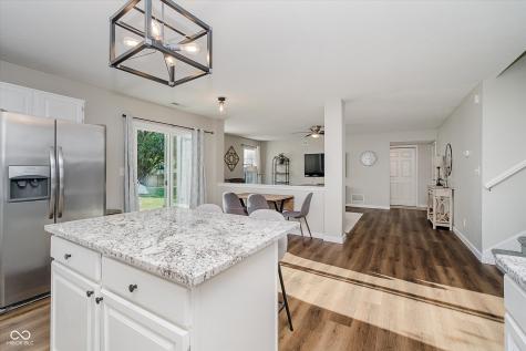 532 Zephyr Way Westfield IN 46074