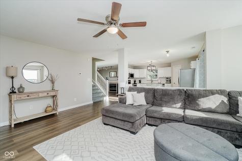 532 Zephyr Way Westfield IN 46074