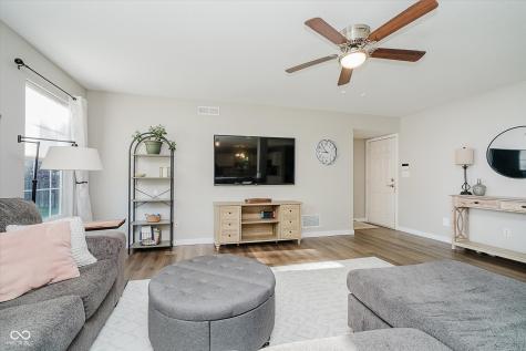 532 Zephyr Way Westfield IN 46074