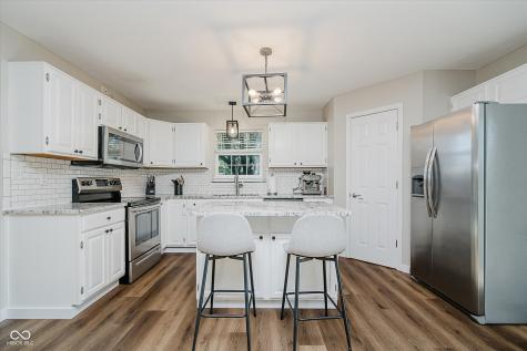 532 Zephyr Way Westfield IN 46074