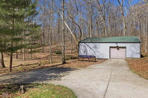 2901 N Pierce Drive Solsberry IN 47459
