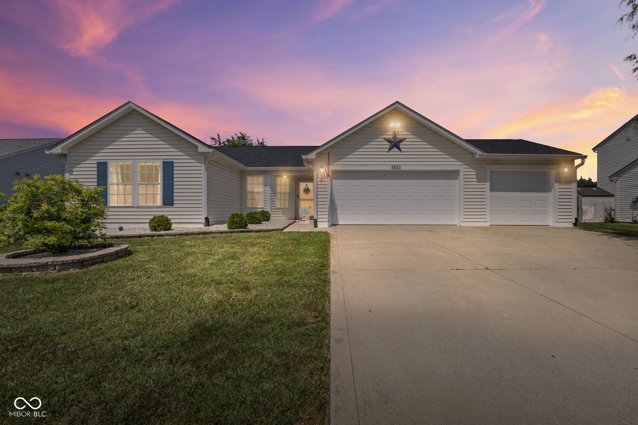 8522 Robin Run Way Avon IN 46123