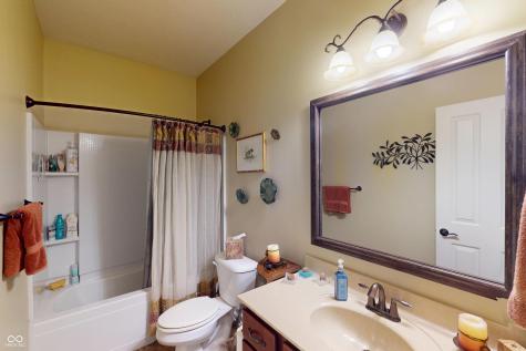 6166 Royal Alley Place Indianapolis IN 46237