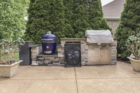 6166 Royal Alley Place Indianapolis IN 46237