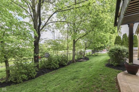 6166 Royal Alley Place Indianapolis IN 46237