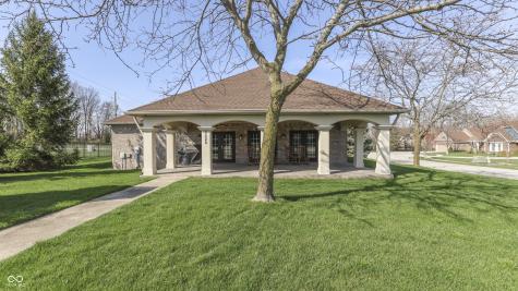 6166 Royal Alley Place Indianapolis IN 46237