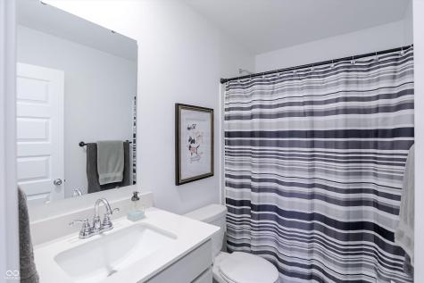 10242 Eagleton Place Indianapolis IN 46239