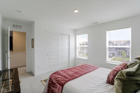 10242 Eagleton Place Indianapolis IN 46239
