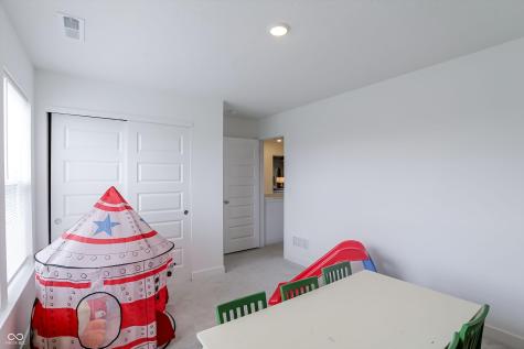 10242 Eagleton Place Indianapolis IN 46239