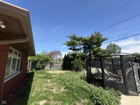7121 Laurel Drive Indianapolis IN 46227