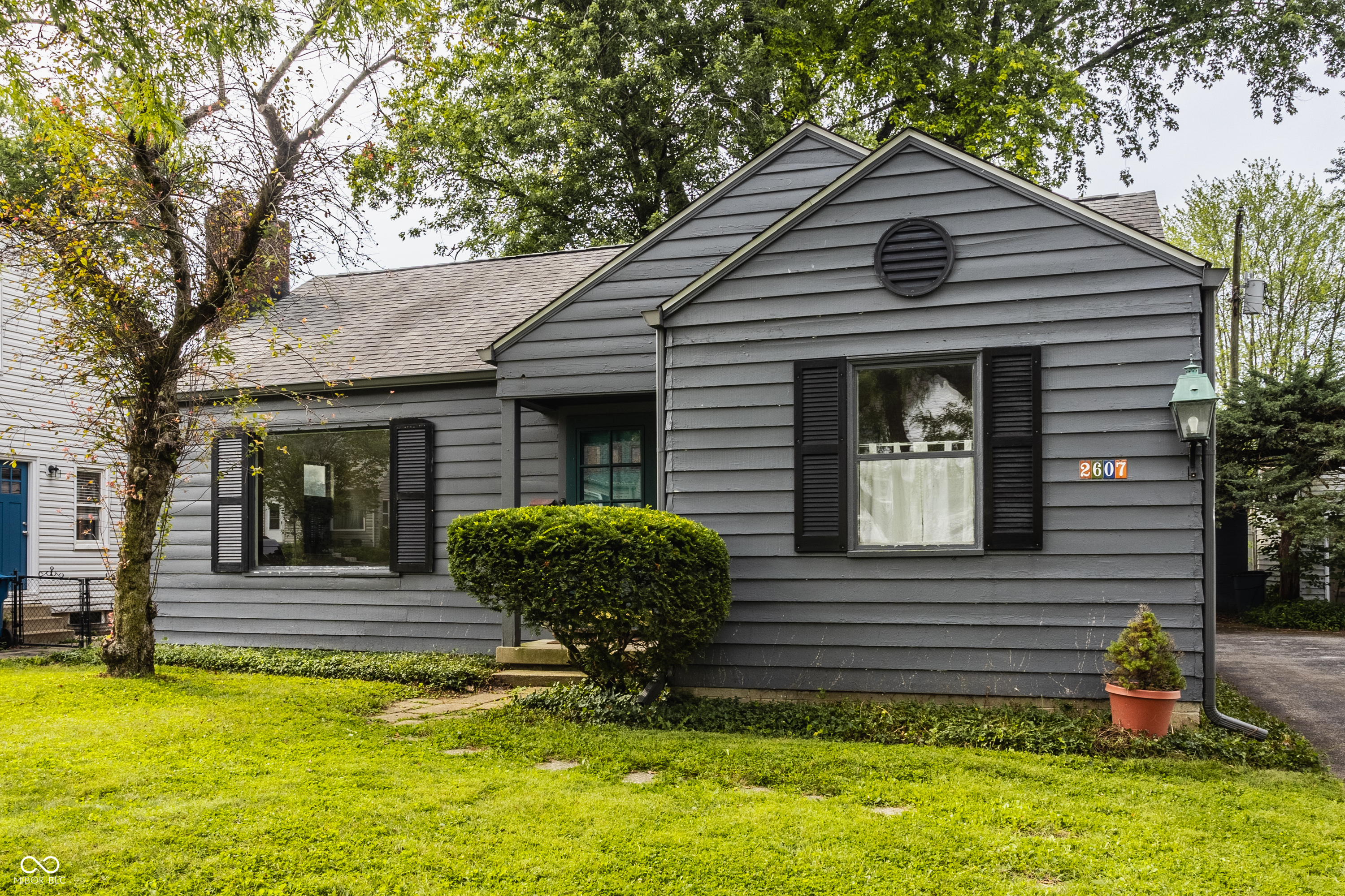 2607 E 58th Street Indianapolis IN 46220