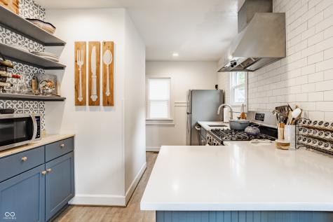 908 E 49th Street Indianapolis IN 46205
