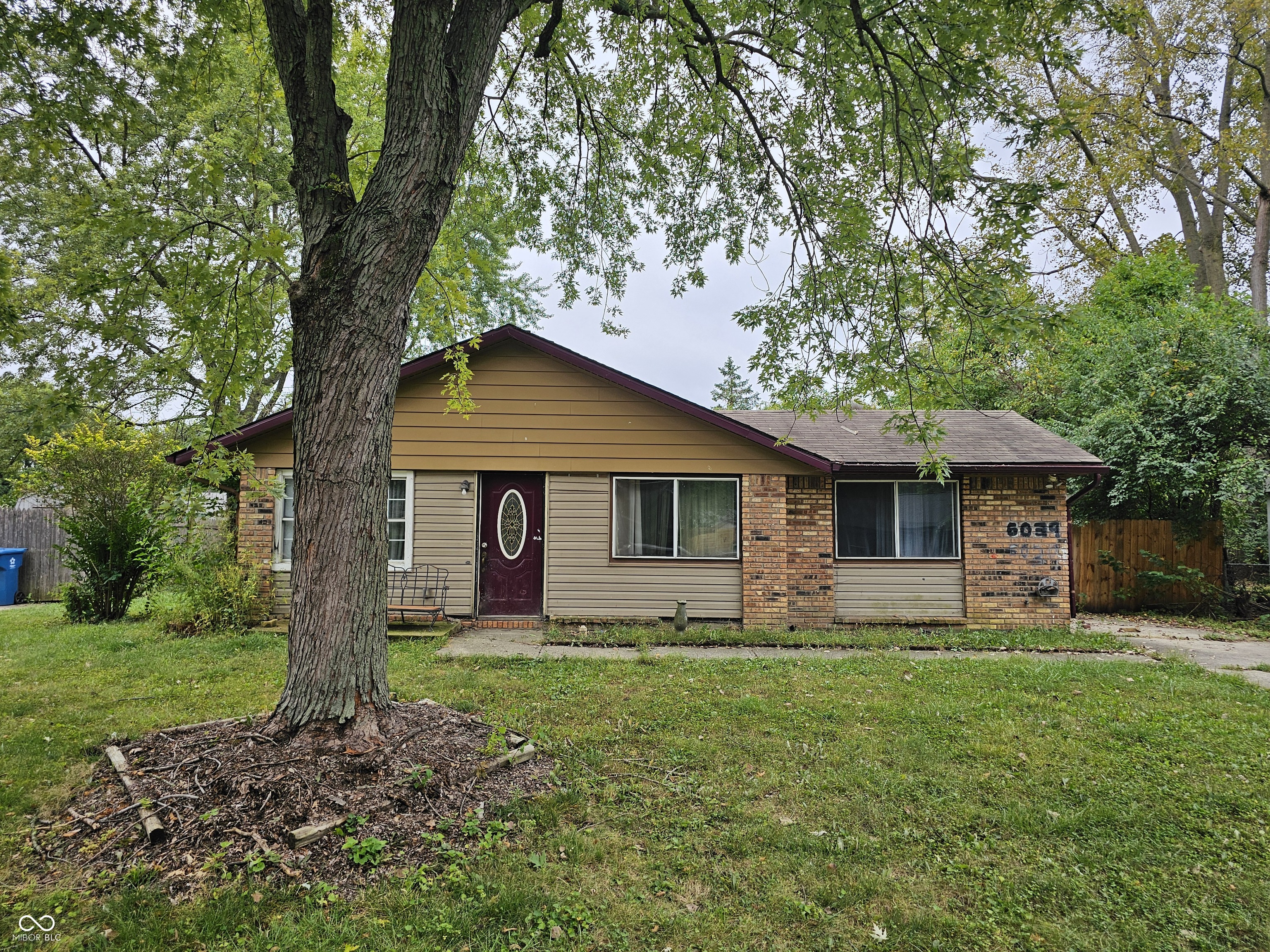 6039 Ipswich Court Indianapolis IN 46254