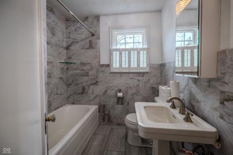 5954 Ralston Avenue Indianapolis IN 46220