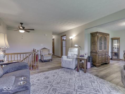 3260 E 150 S Franklin IN 46131